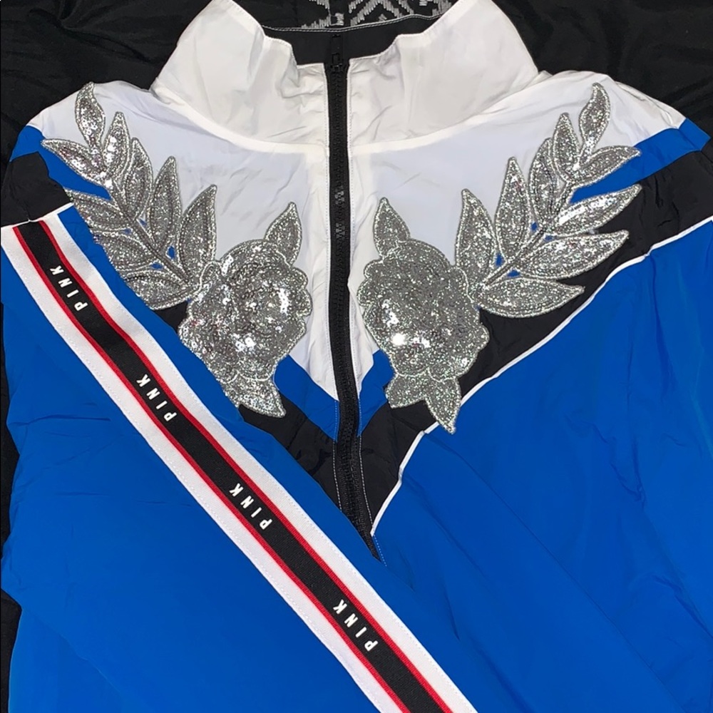 windbreaker